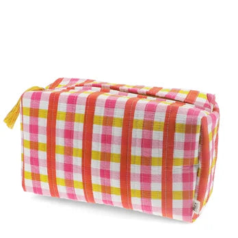 Quilted Gingham Wash Bag