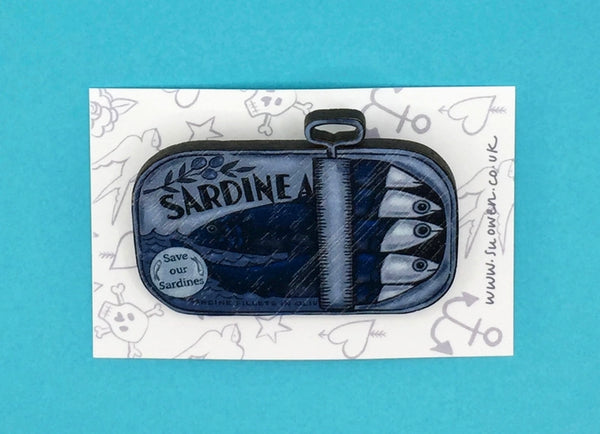 Sardines in a Tin Pin Brooch by Su Owen
