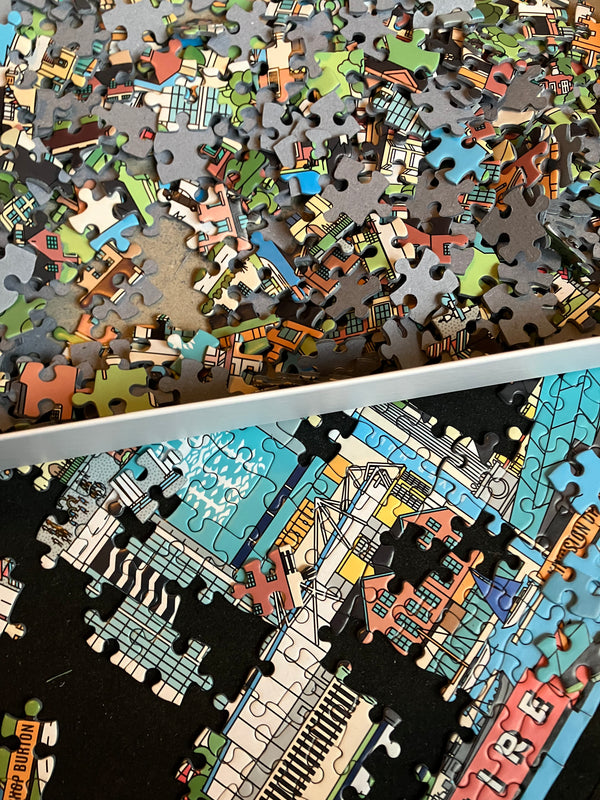 East yorkshire jigsaw pieces in box