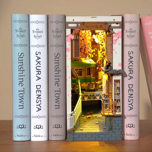 Rolife DIY Book Nook Kit 3D Wooden Puzzle, Bookshelf Insert Decor Sakura  Densya