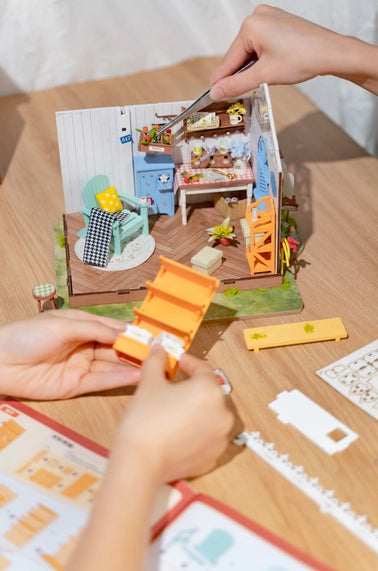 DIY Miniature House Kit - Dreamy Garden House 