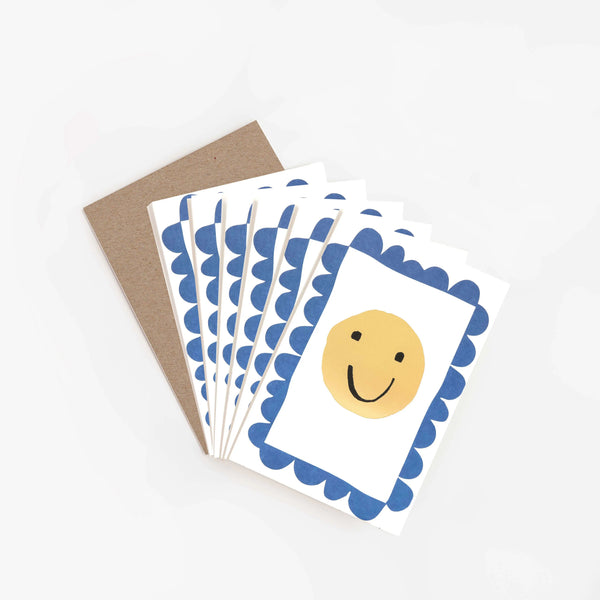 Smiley with Scallop Border Notecards